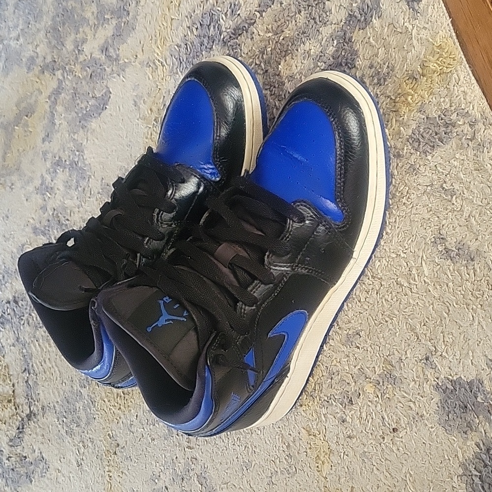 Jordan size 7 youth
